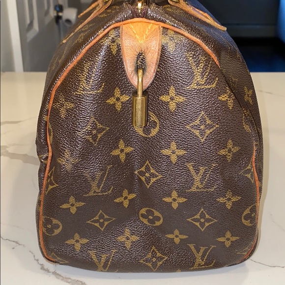 AUTHENTIC LOUIS VUITTON SPEEDY HANDBAG - Picture 5 of 16
